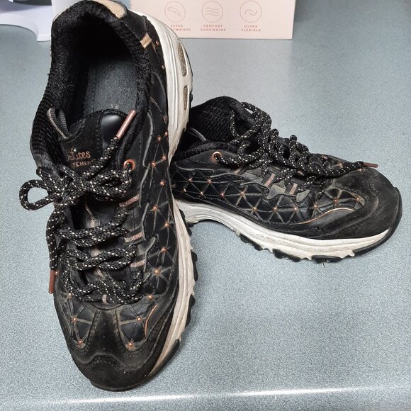Skechers Shoes - Skechers DeLites Athletic Shoes; Good Condition; Size 10 Women's; Gently Worn